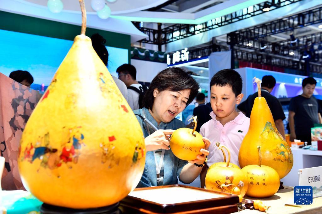 百乐百人牛牛游戏